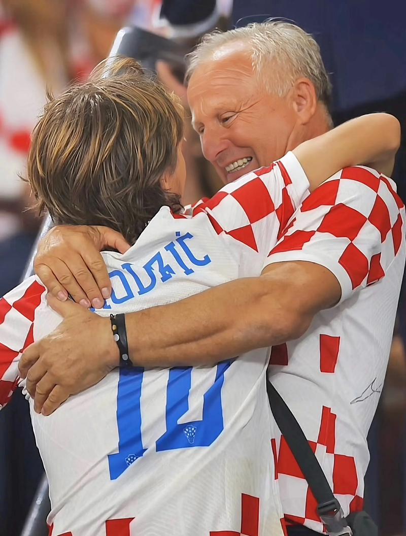 和保罗几周不说话？泰伦·卢：假的，但他被DNP后交流确实不多