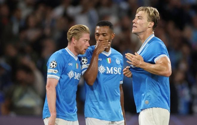 2025 赛季回顾：山本由伸单季 16 胜的表现，获颁大联盟“年度最杰出亚洲投手”奖项