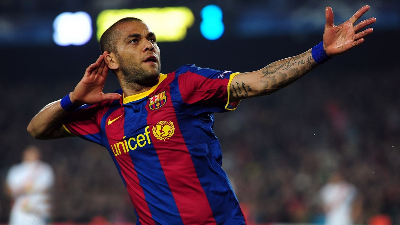 奥利塞独造4球，拜仁主场8-1狂胜，刷爆德甲纪录将狼堡钉在耻辱柱