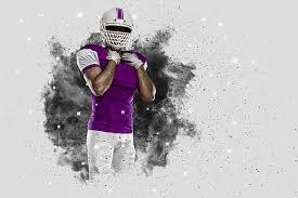 30号再续，弗林蓬社媒展示利物浦新赛季球衣